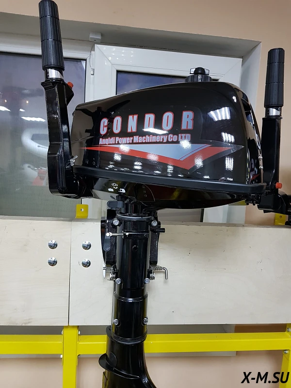 Лодочный мотор Condor T5HS с баком 12 л. Лодочный мотор Condor T5HS с баком 12 л.