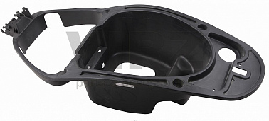 Пластик багажного отсека (яма) LX